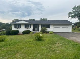 360 Trump Ave NE, East Canton, OH