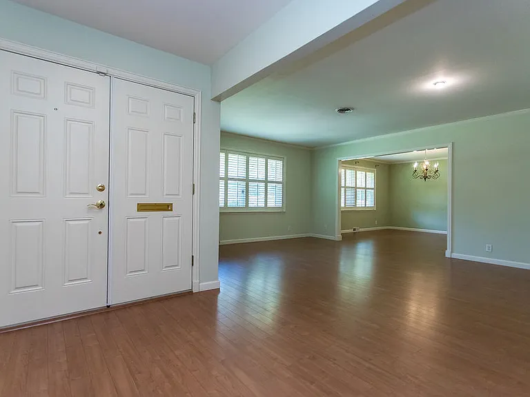 4225 Reaumur Dr — Photo 22