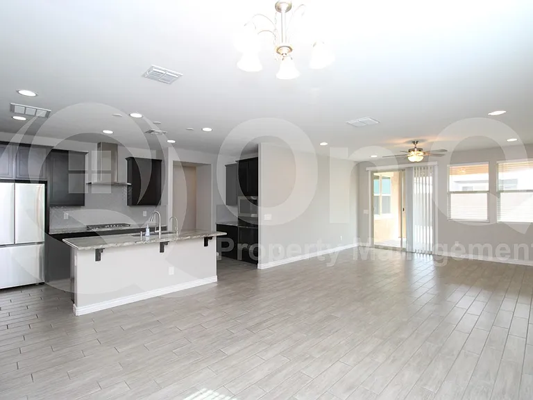 9507 E Saturn Ave — Photo 5