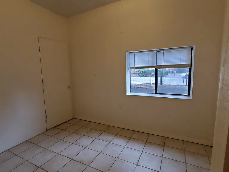 1504 Tapia Blvd SW #A — Photo 16