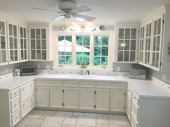 Huge Kitchen 
