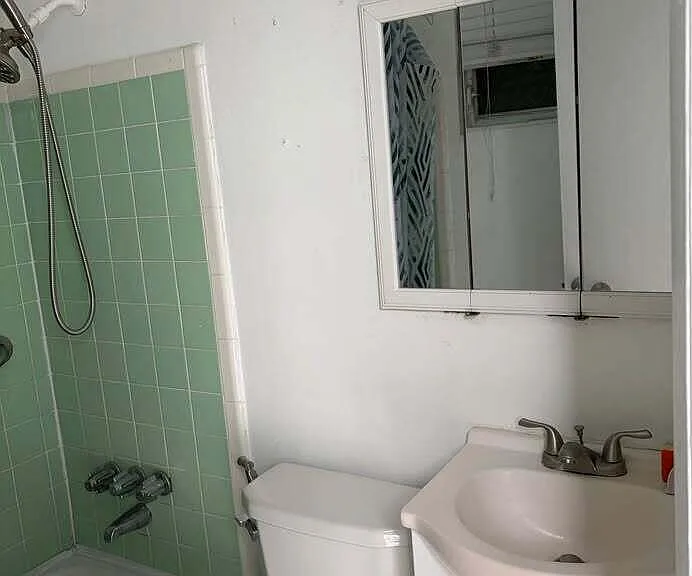2213 Lincoln St #6 — Photo 8