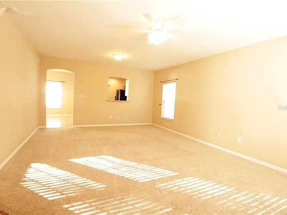 4th image of 11122 Newbridge Dr