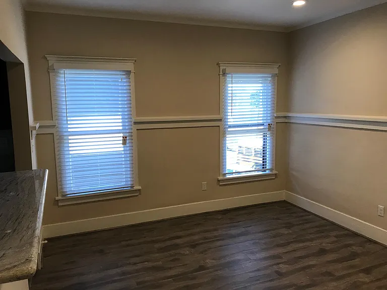 3401 N Mission Rd #8 — Photo 17