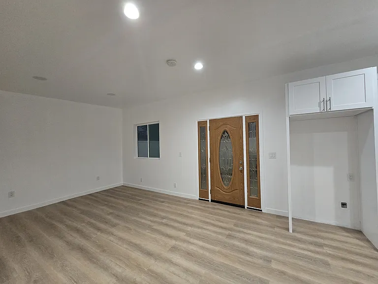 3230 Cerritos Ave #1/2 — Photo 9
