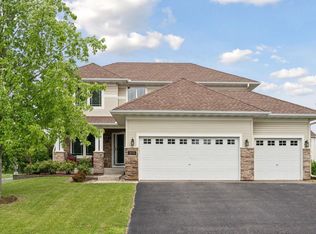 1870 Switchgrass Ln, Shakopee, MN 55379