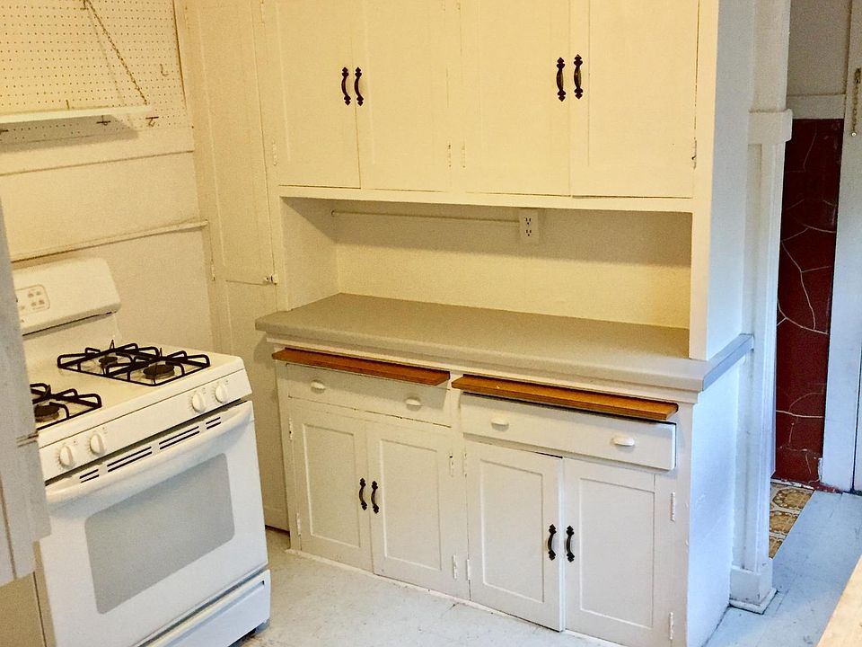 2nd image of 1140 Jenifer St APT 2