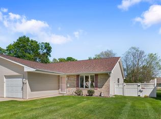 102 Riviera Dr, Michigan City, IN 46360