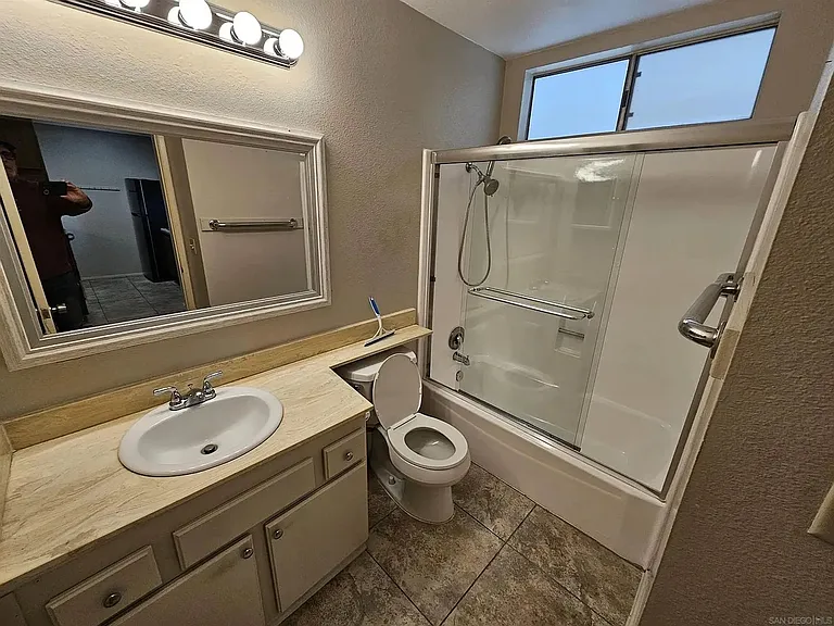 6675 Mission Gorge Rd #A202 — Photo 4