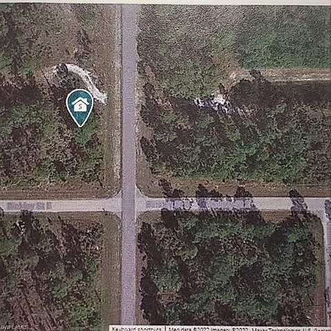 1st image of 220 McArthur Ave