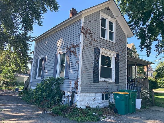 2nd image of 624 Dekalb Ave