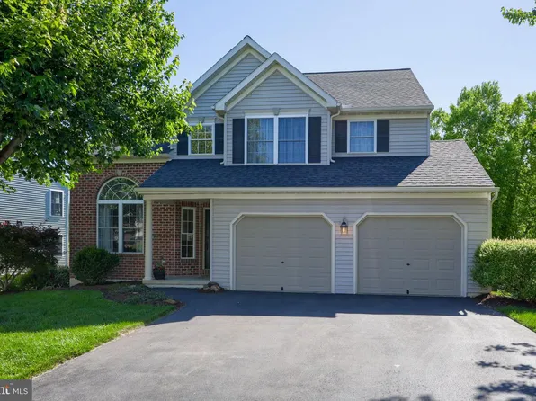 3302 Greenridge Dr, Mountville, PA 17554