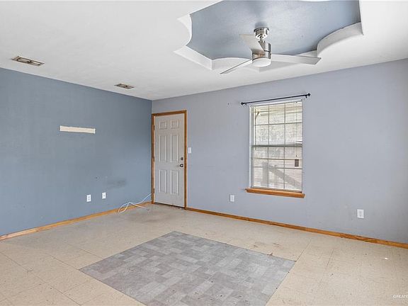 5th image of 1537 E Harrison St