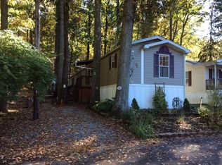 24 Hillside Vlg, Oxford, NJ 07863