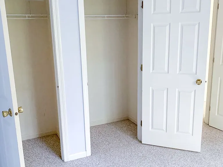 304 Fairway Vlg — Photo 16
