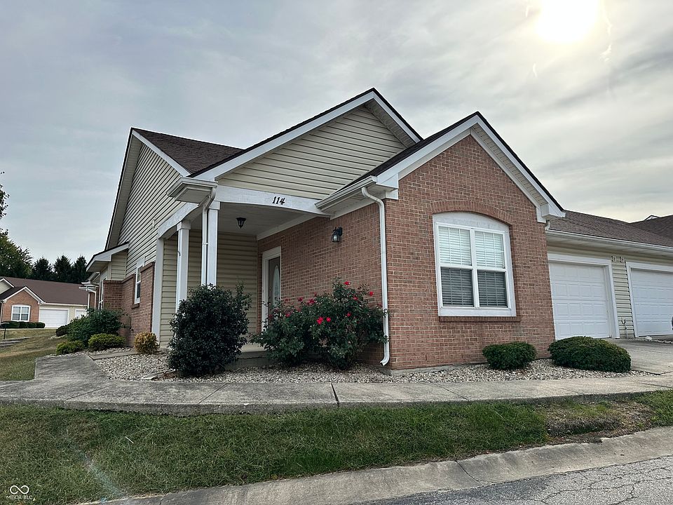2nd image of 114 Autumn Glen North Dr