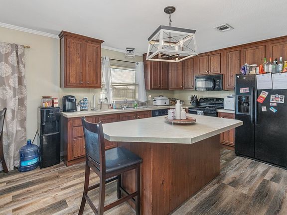 4th image of 7443 Pine Alley Ln