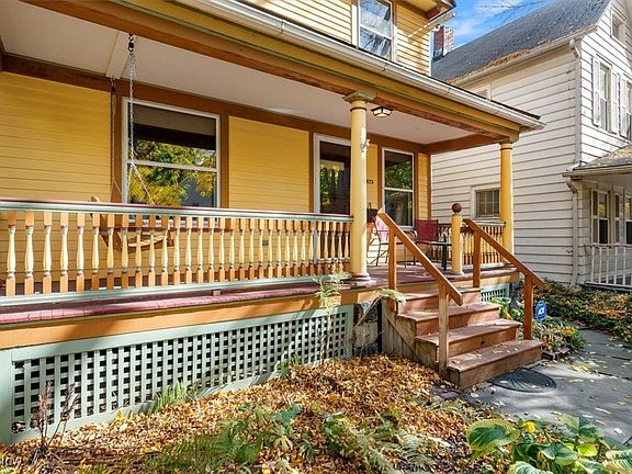 4th image of 1823 W 50th St