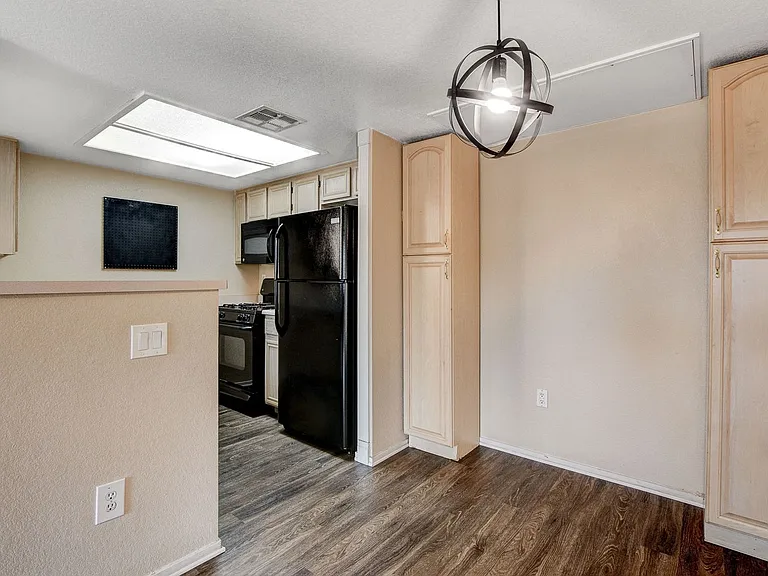 8070 W Russell Rd #1064-11 — Photo 12