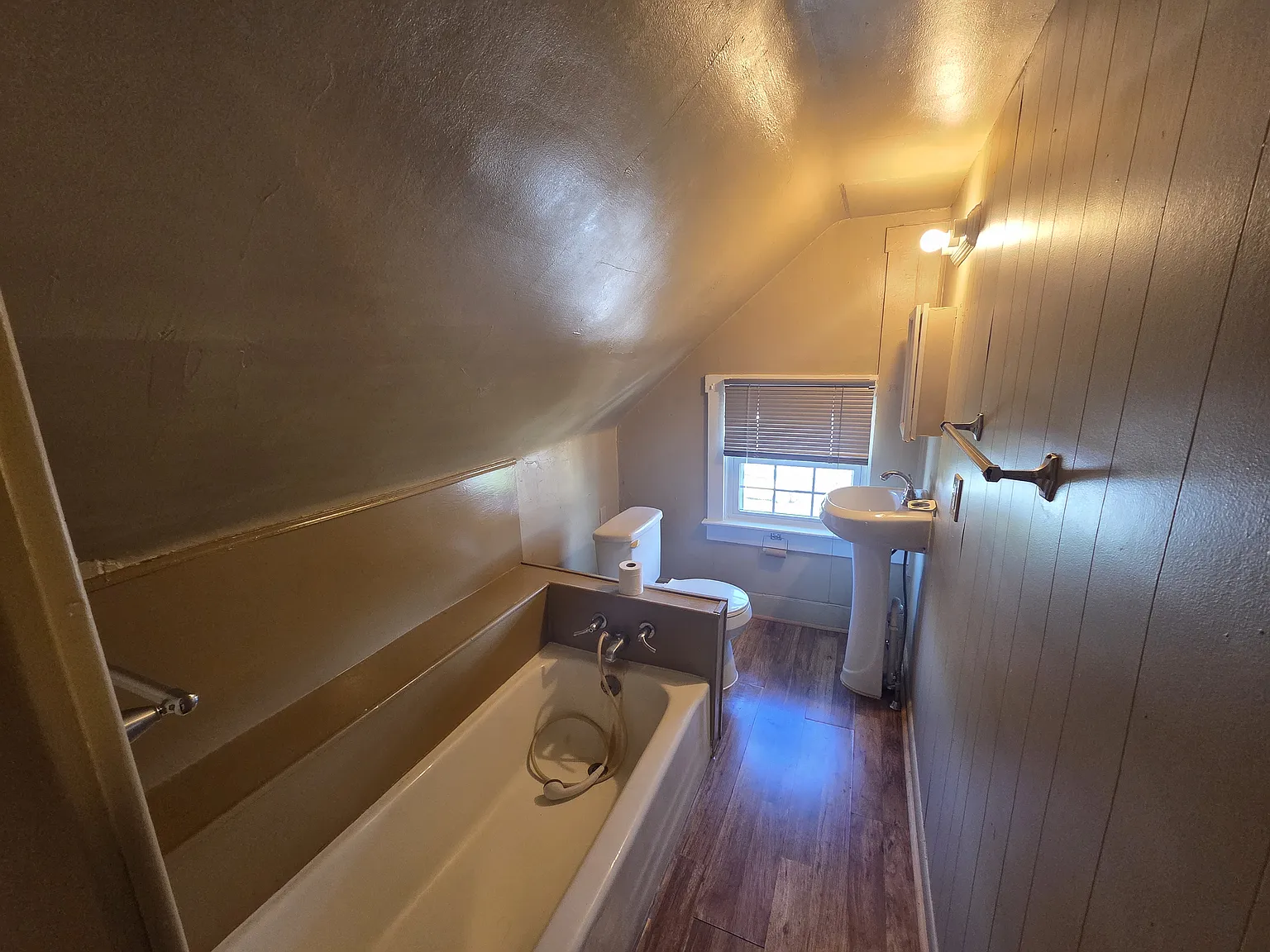 1 bed, 750 sqft, $575 — Photo 4