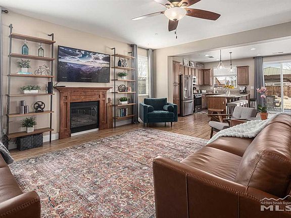4th image of 5347 Desertstone Dr