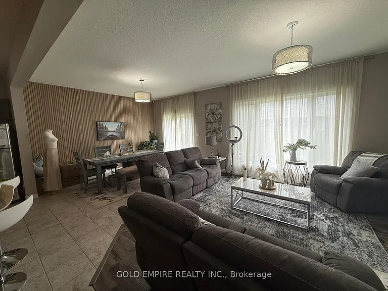 3270 Singleton Ave #21 — Photo 15