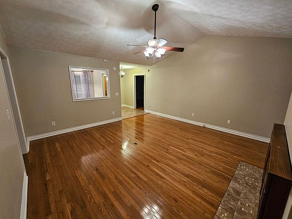 5th image of 1517 Crestridge Dr