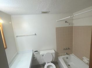 791 Russell Rd APT 211, Waterloo, IA 50701