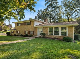 3901 N Mission Oaks Dr, East Ridge, TN 37412