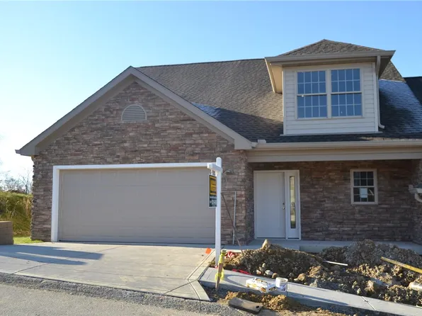 736 Sandstone Way #9, Belle Vernon, PA 15012