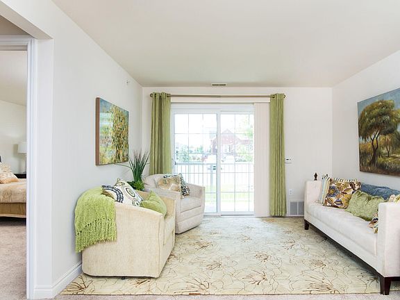 2nd image of 4710 Park Mnr S APT 5107
