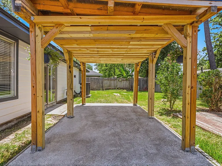 3535 Nutwood Ln — Photo 31