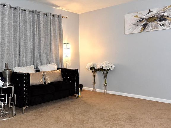 2nd image of 2114 East Blvd
