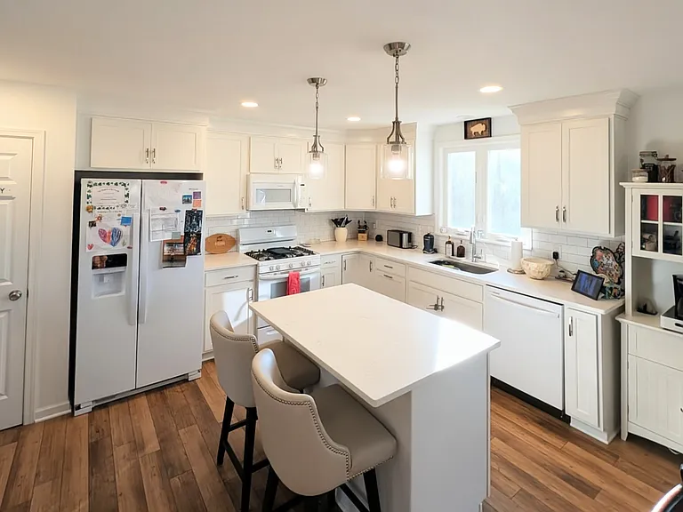 5568 Cooper Rdg — Photo 13