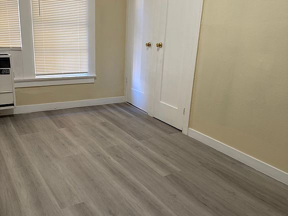 3rd image of 504 S Bonnie Brae St #115