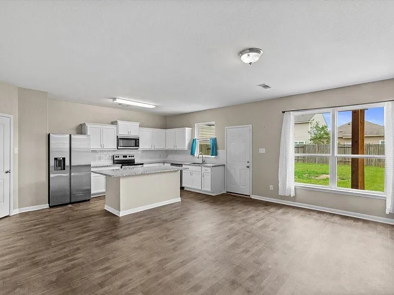 2054 Sweet Melon Dr — Photo 3