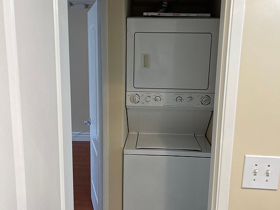 2nd image of 617 Maltman Ave #5