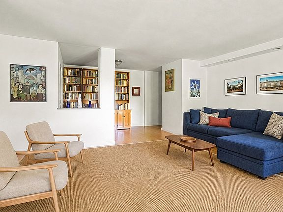 2nd image of 3511 85th St APT 4K