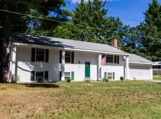 2 Deerwood Dr, Merrimack, NH 03054