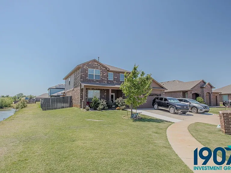 2501 Caden Ct — Photo 3