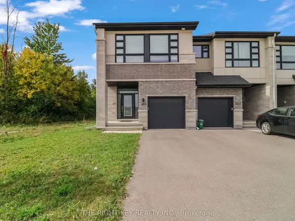 829 Brian Good Ave, Ottawa, ON K4M 0N6