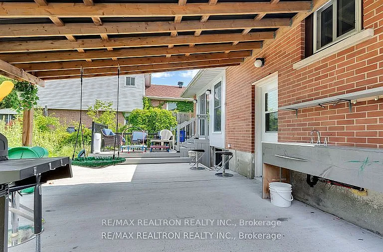 1282 Winter Ave #BASEMENT — Photo 5