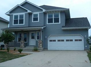1009 Langenberg Ave, Iowa City, IA 52240
