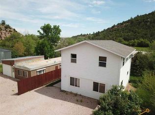 27629 Scenic Rd, Hot Springs, SD 57747