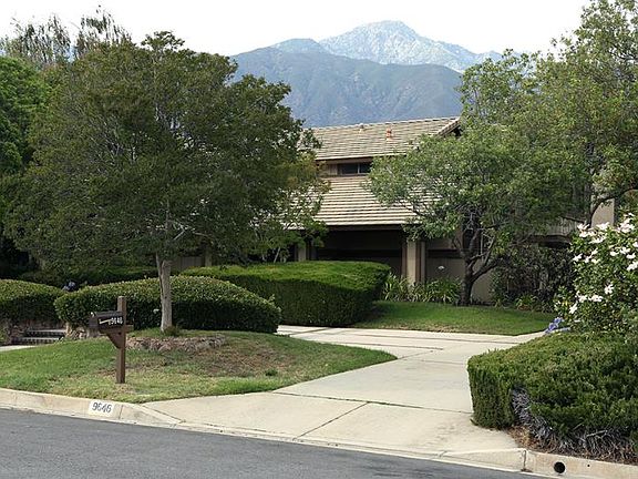 3rd image of 9646 Golden St