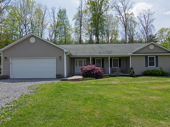 3rd image of 257 Woodhaven Cir