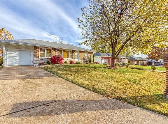 2nd image of 66 Buckley Meadows Dr