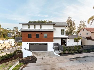 705 W Upas St, San Diego, CA, 92103