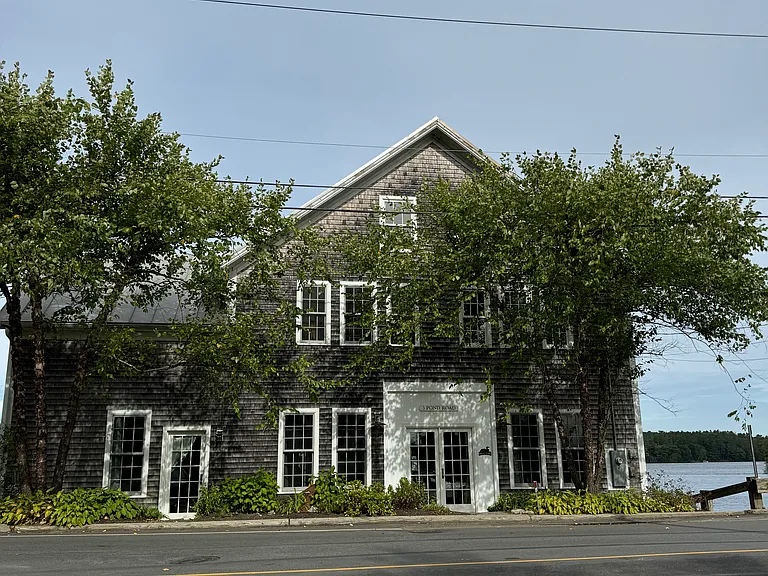 3 Pond Rd #A — Photo 27