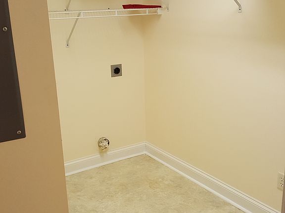Laundry/Pantry Room